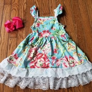 Beautiful 3t floral dress